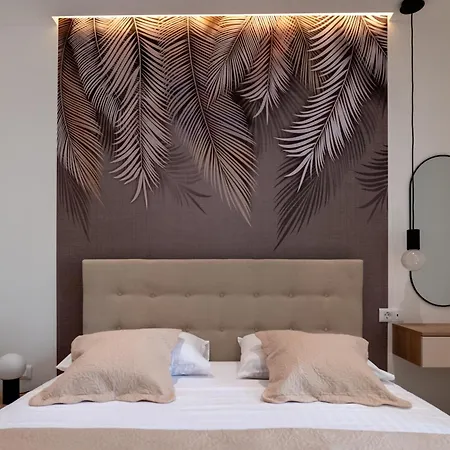 Beigestone Luxury Center By Belmont Realty *